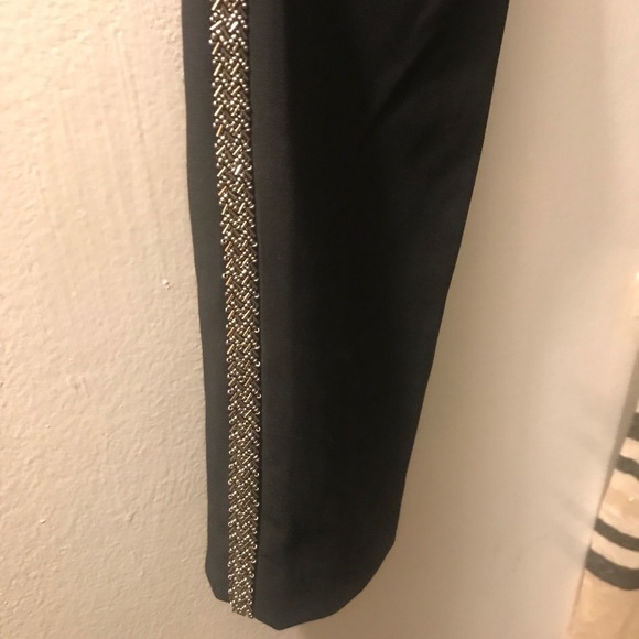 *NWT* Cute Pants With Chain trim on the Sides. Super Classy👌 - Picture 7 of 16